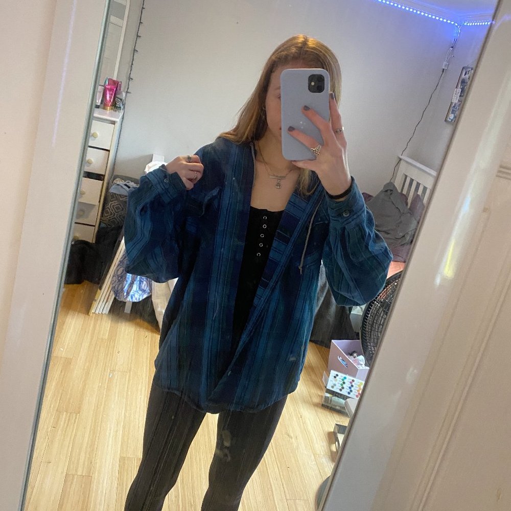 NEW URBAN RENEWAL blue and green flannel